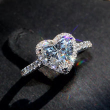 Load image into Gallery viewer, Heart Ring
