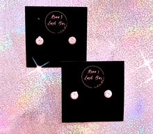 Load image into Gallery viewer, Round Diamond Earrings
